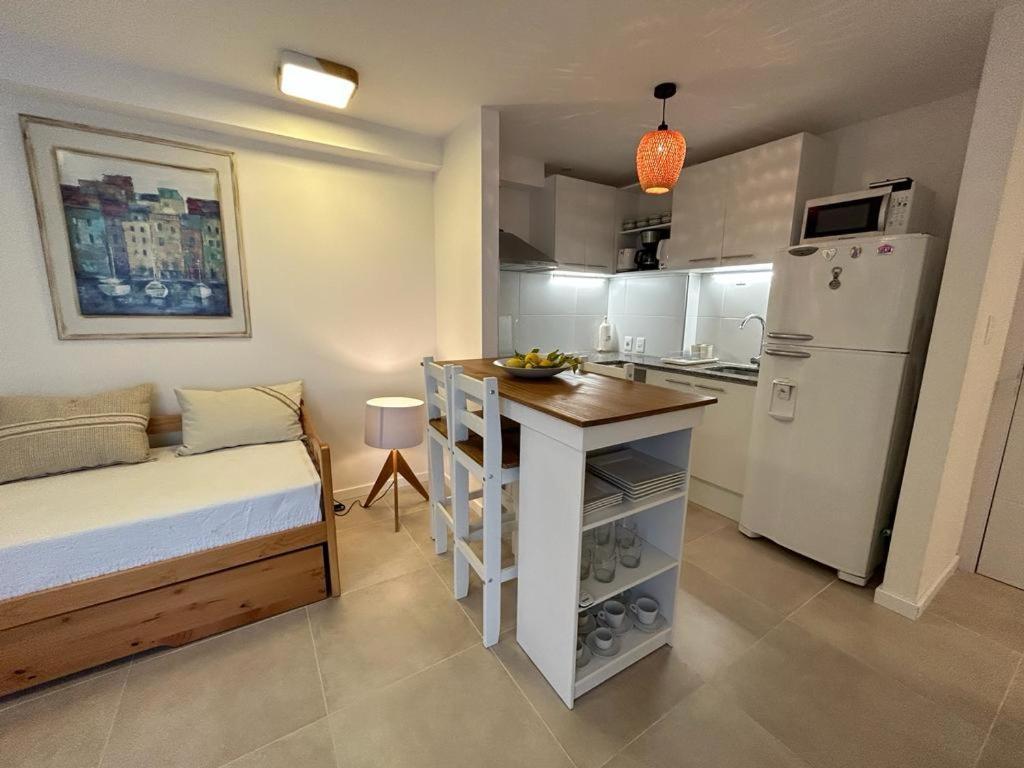 Apartamento Centrico Con Garage Mercedes Bagian luar foto