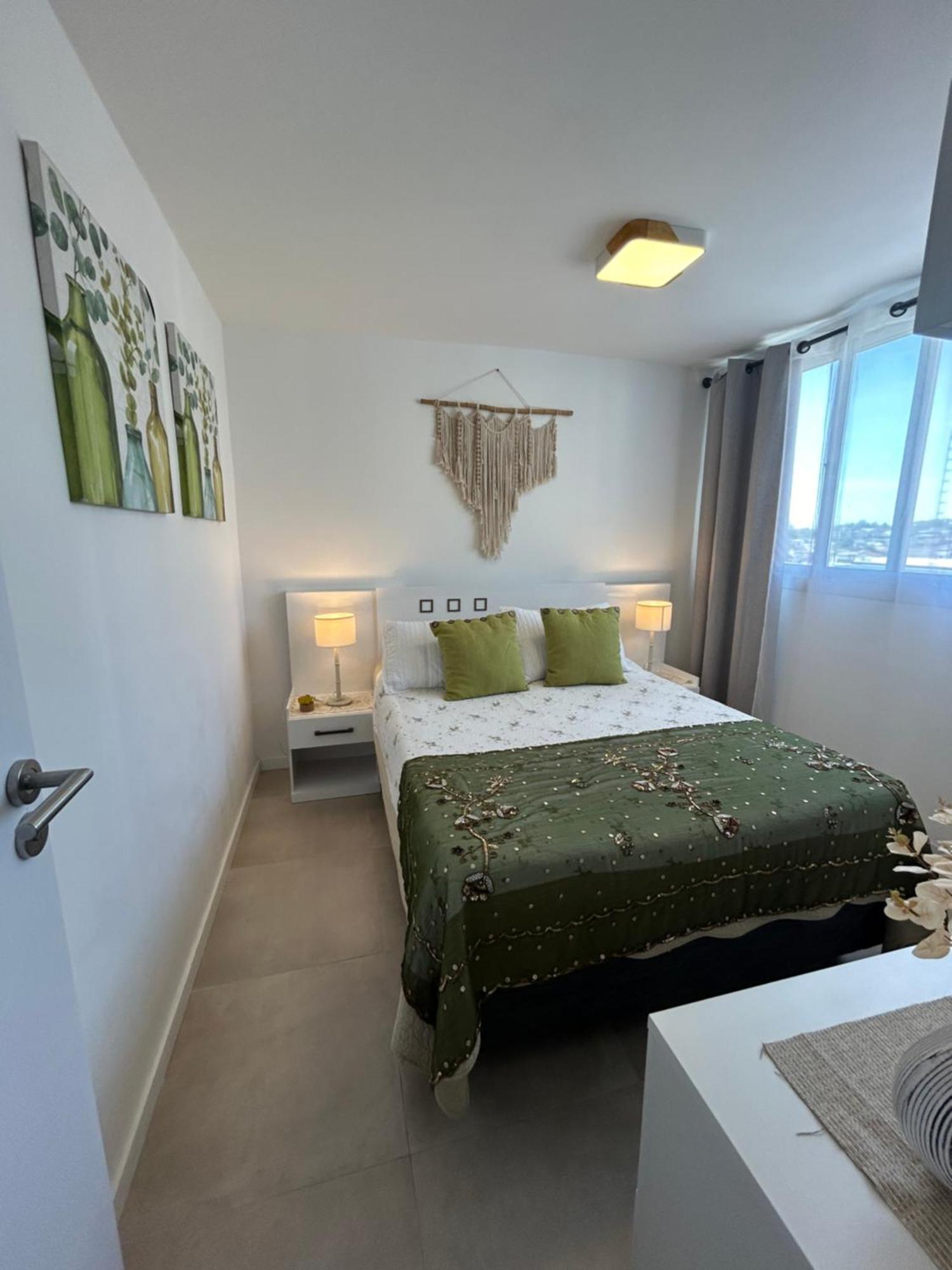 Apartamento Centrico Con Garage Mercedes Bagian luar foto